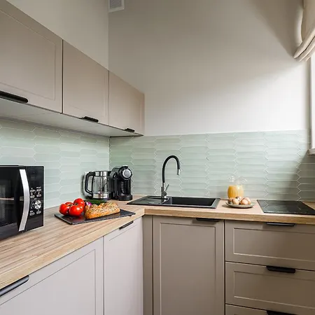 P&o Wiejska Ii Varsó